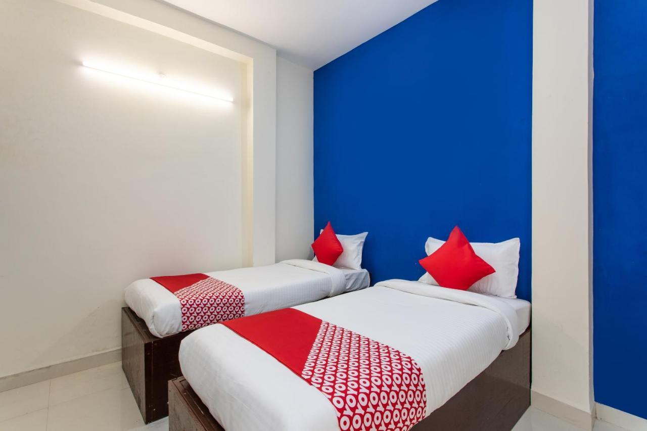 Oyo 27862 Hotel Brooklyn Indore Exterior photo