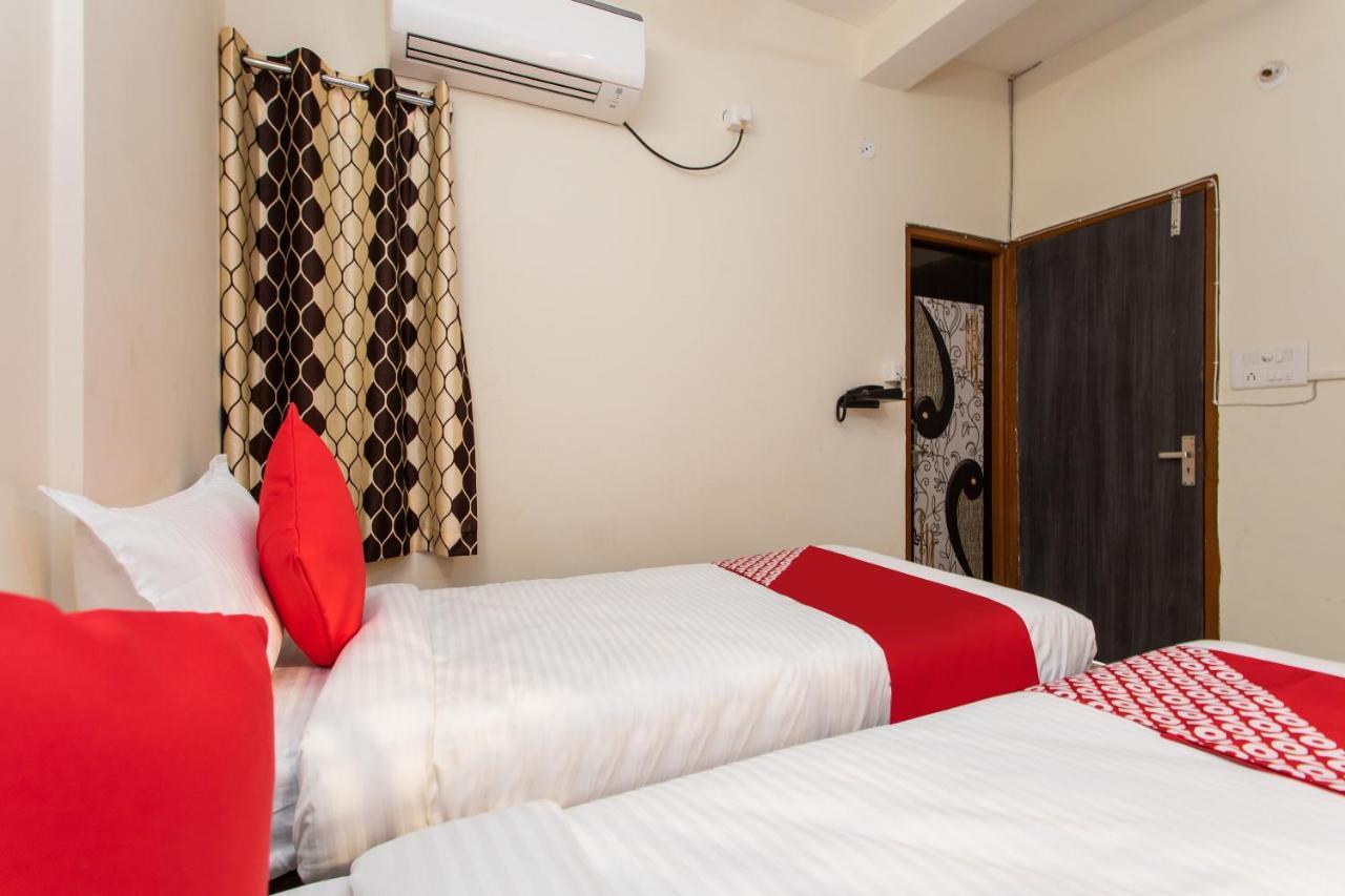 Oyo 27862 Hotel Brooklyn Indore Exterior photo