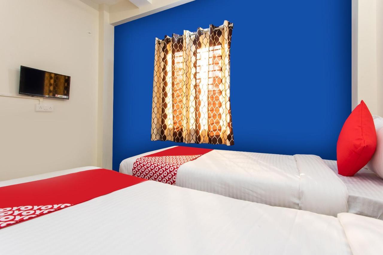 Oyo 27862 Hotel Brooklyn Indore Exterior photo
